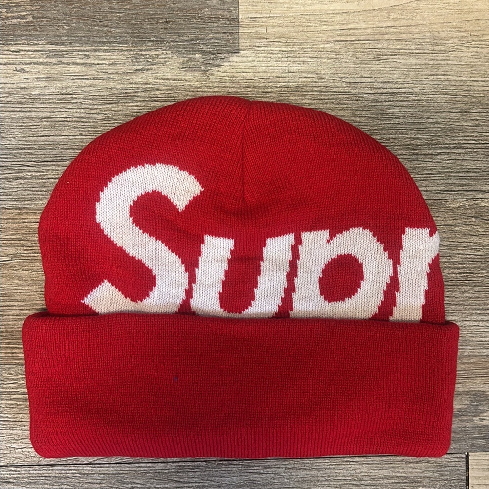 Supreme Big Logo Beanie – Red